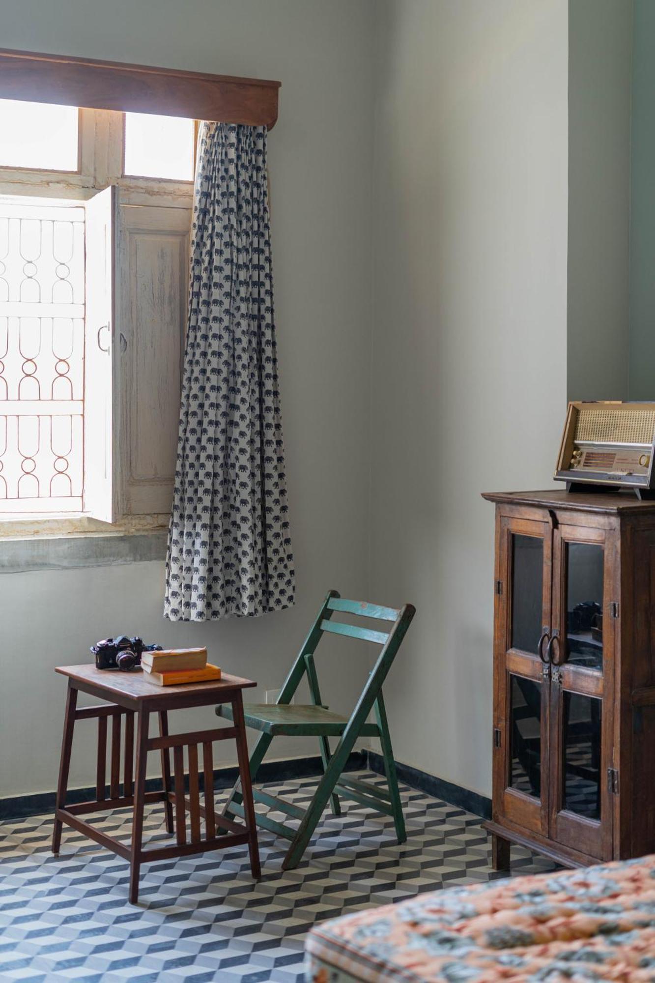 Kol Pol Mohalla Boutique Stay Удайпур Екстериор снимка