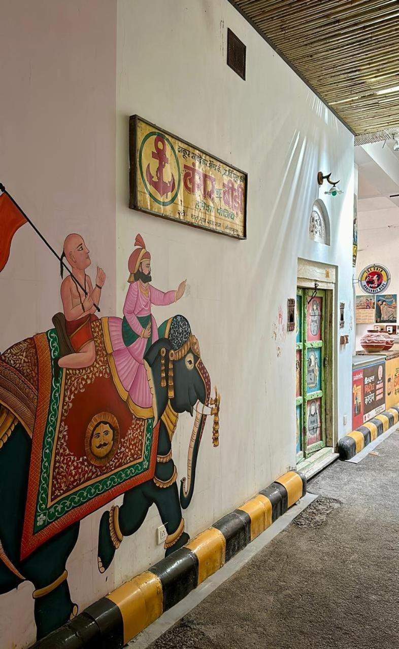 Kol Pol Mohalla Boutique Stay Удайпур Екстериор снимка